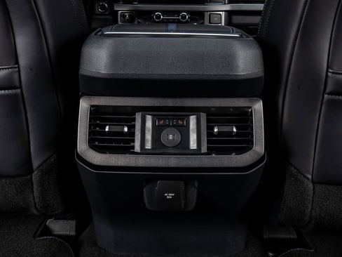 Used 2026 Ford F250 Platinum AWD/4WD image 35