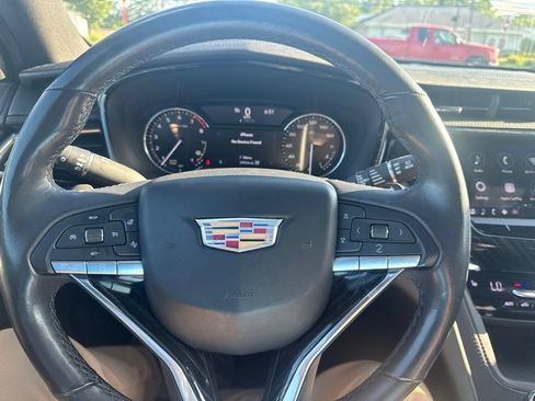 Used 2021 Cadillac XT6 Premium Luxury AWD/4WD image 17