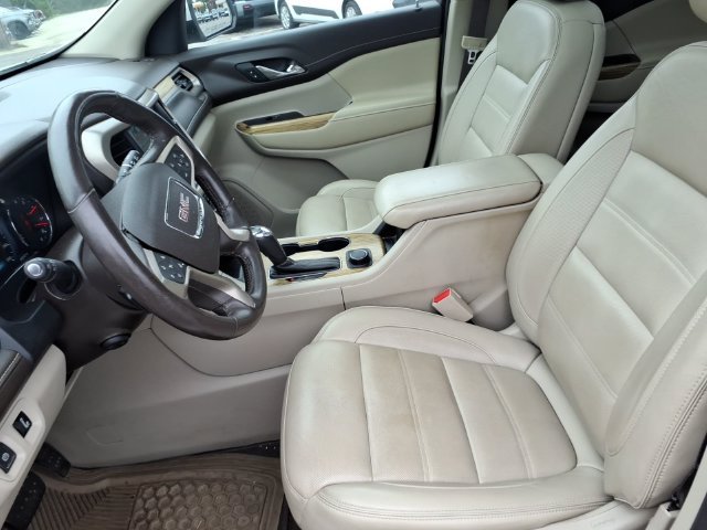 Used 2019 GMC Acadia Denali w/ Technology Package AWD/4WD image 11