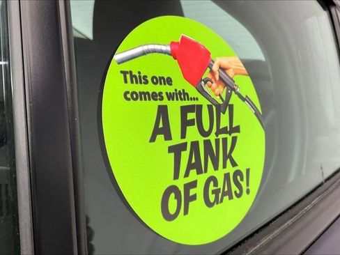 Used 2022 Toyota Corolla LE image 35