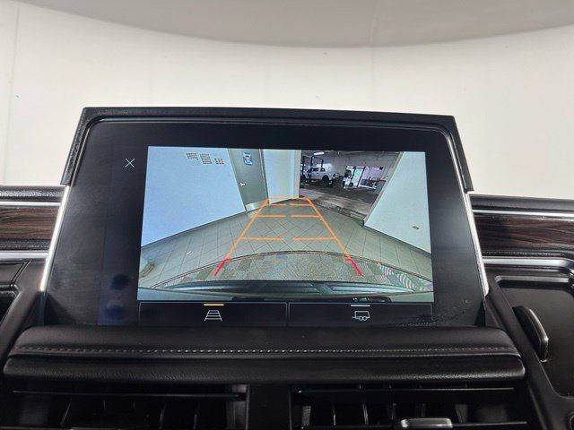 Used 2023 Chevrolet Suburban Z71 AWD/4WD image 32