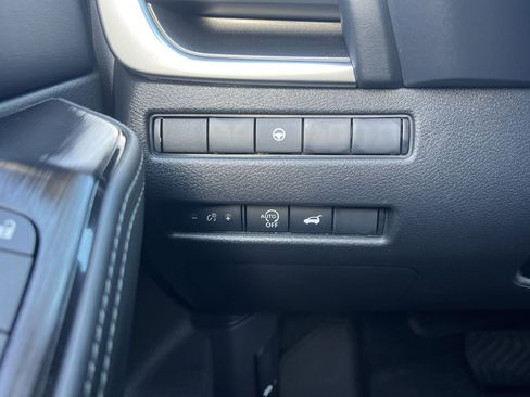 New 2026 Nissan Rogue SV image 12