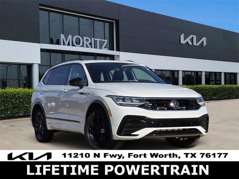 Used 2022 Volkswagen Tiguan SE R-Line image 1