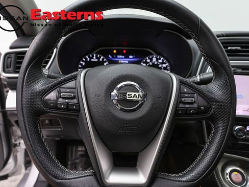 Used 2019 Nissan Maxima 3.5 SL w/ Floor Mat Group FWD image 10