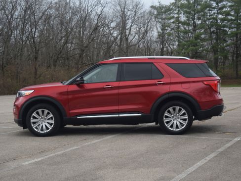 Used 2023 Ford Explorer Limited w/ Limited Technology Package image 25