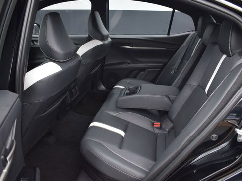 Used 2026 Toyota Camry XLE w/ Convenience Package FWD image 12