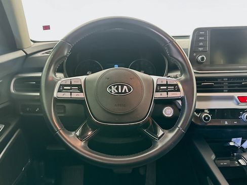 Used 2021 Kia Telluride LX image 18