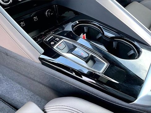 Used 2025 Audi Q5 Premium Plus w/ Premium Plus image 14