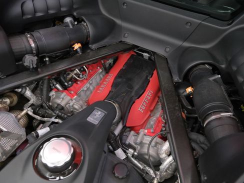 Used 2021 Ferrari SF90 Stradale AWD/4WD image 49