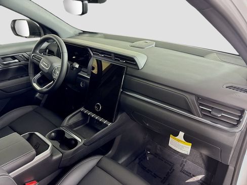 New 2026 GMC Terrain Elevation w/ Elevation Premium Package AWD/4WD image 28