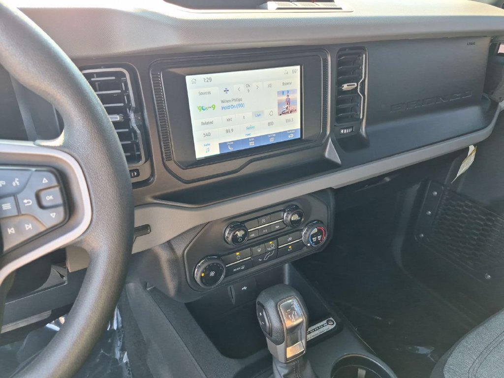 Used 2022 Ford Bronco 2-Door AWD/4WD image 22