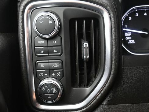 Used 2019 GMC Sierra 1500 SLT w/ SLT Premium Package AWD/4WD image 18