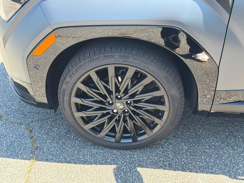 Certified 2025 Hyundai Santa Fe Calligraphy FWD image 11