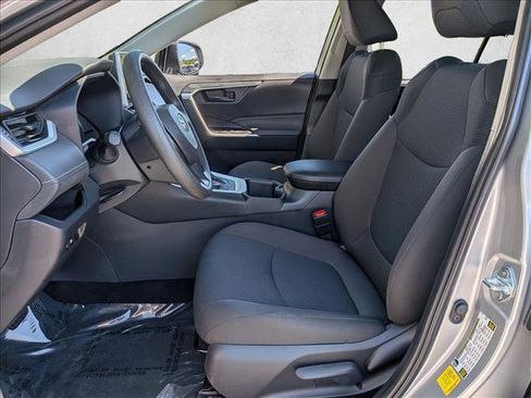 Used 2025 Toyota RAV4 LE AWD/4WD image 17