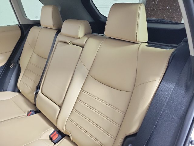 Used 2024 Toyota RAV4 XLE Premium FWD image 13