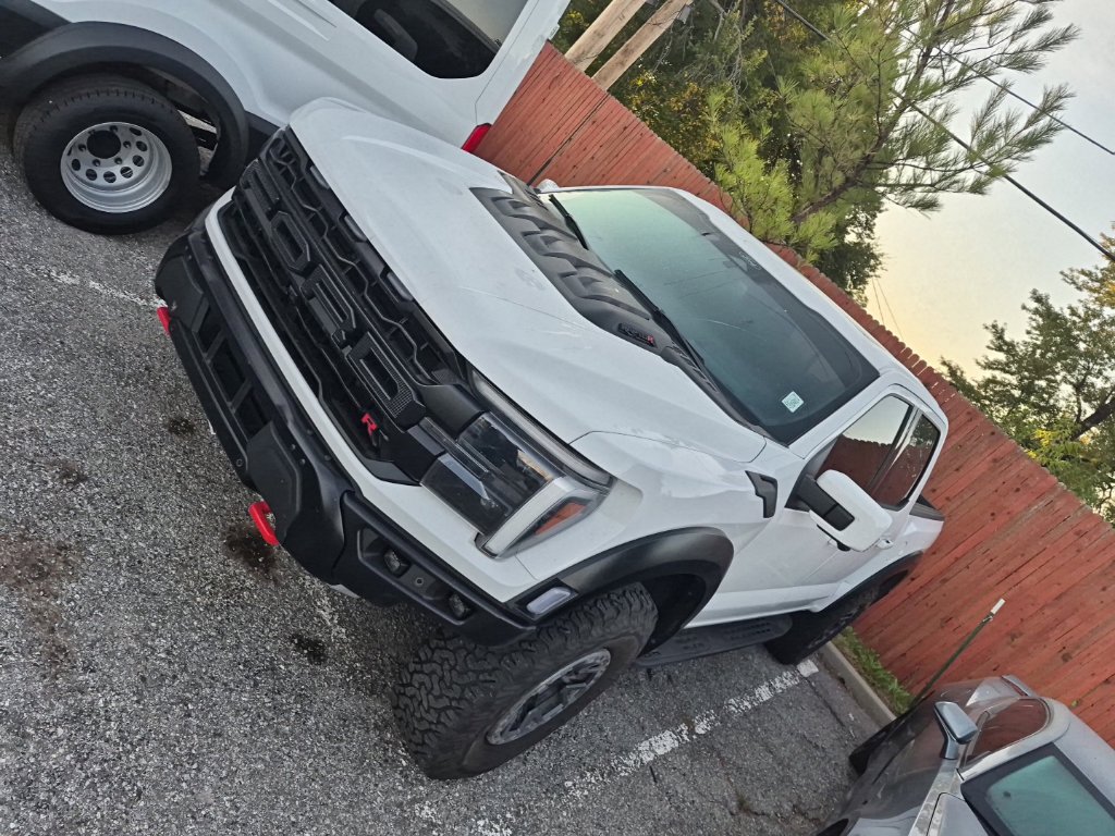 Certified 2025 Ford F150 Raptor w/ Equipment Group 803A Raptor R AWD/4WD image 3