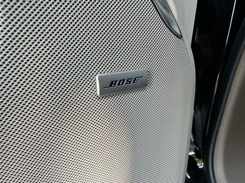 Used 2022 GMC Yukon Denali RWD image 11