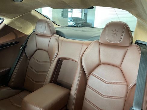 Used 2016 Maserati GranTurismo Sport image 16