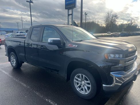 Used 2019 Chevrolet Silverado 1500 LT image 2