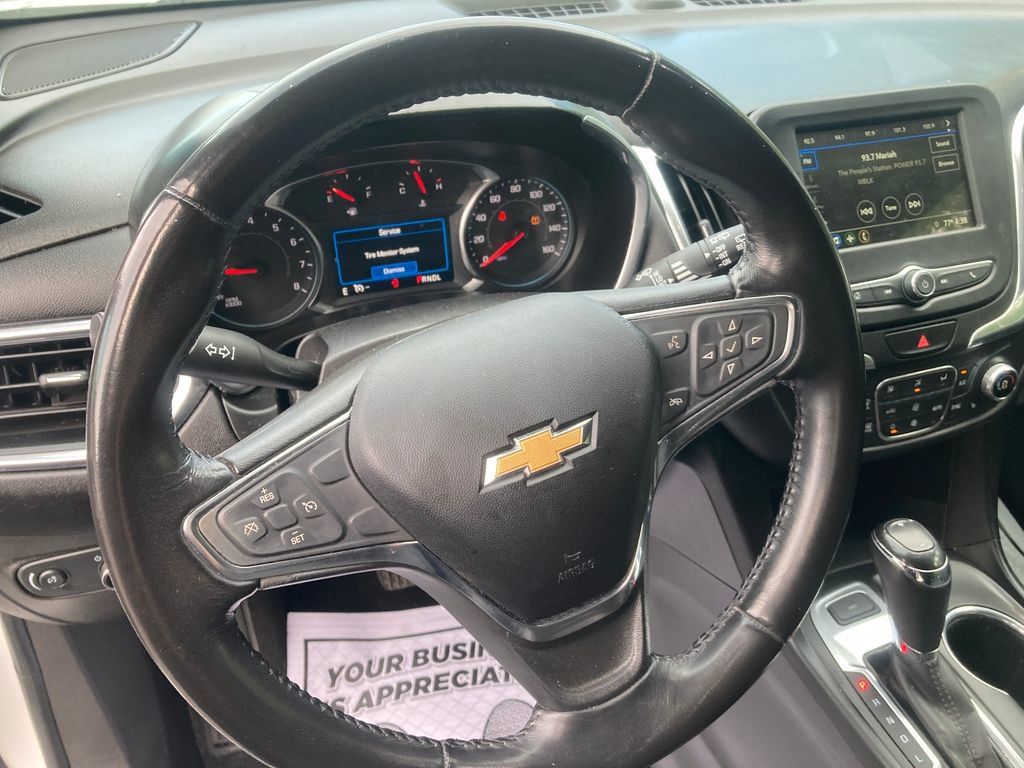 Used 2019 Chevrolet Equinox LT AWD/4WD image 18