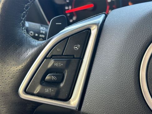 Used 2018 Chevrolet Camaro SS RWD image 22