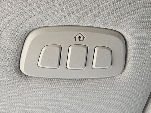 New 2026 Lincoln Nautilus Premier image 22