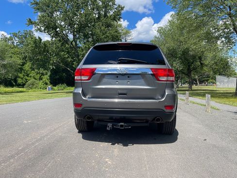 Used 2012 Jeep Grand Cherokee Limited AWD/4WD image 14
