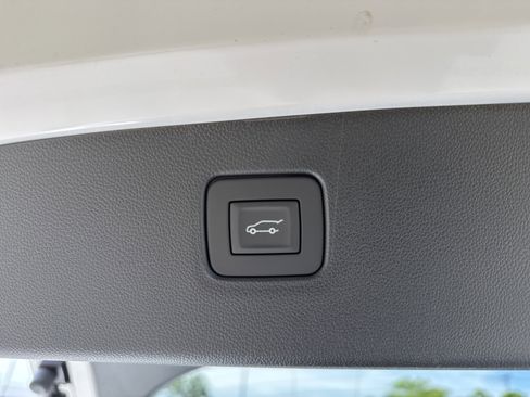 New 2026 Buick Envista Sport Touring w/ Convenience I Package FWD image 32