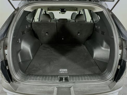 Used 2025 Hyundai Tucson SE AWD/4WD image 24