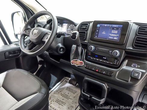 Used 2025 RAM ProMaster 2500 w/ Convenience Group FWD image 20