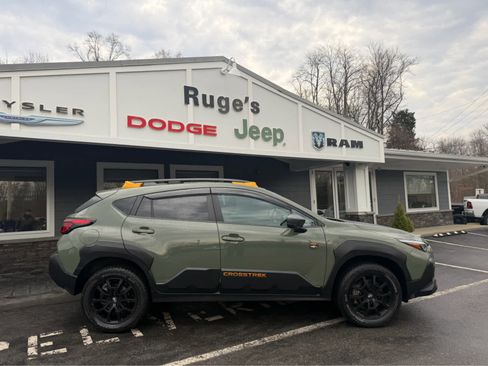 Used 2025 Subaru Crosstrek 2.5i Wilderness w/ Wilderness Package image 9