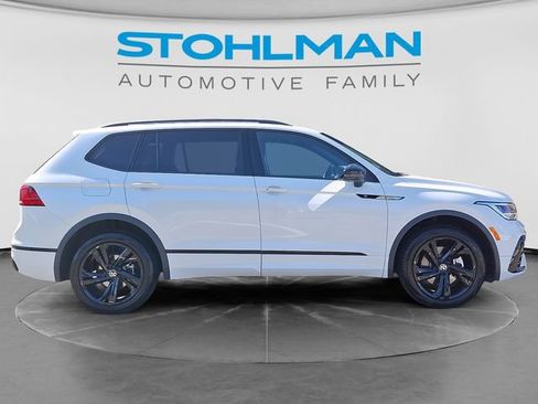 Certified 2024 Volkswagen Tiguan SE R-Line FWD image 4