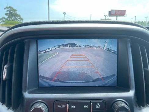 Used 2016 Chevrolet Colorado LT w/ LT Convenience Package RWD image 21