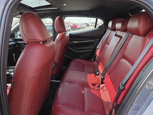 Used 2025 MAZDA MAZDA3 Carbon image 9