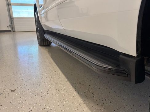 Used 2018 Chevrolet Tahoe Premier image 11