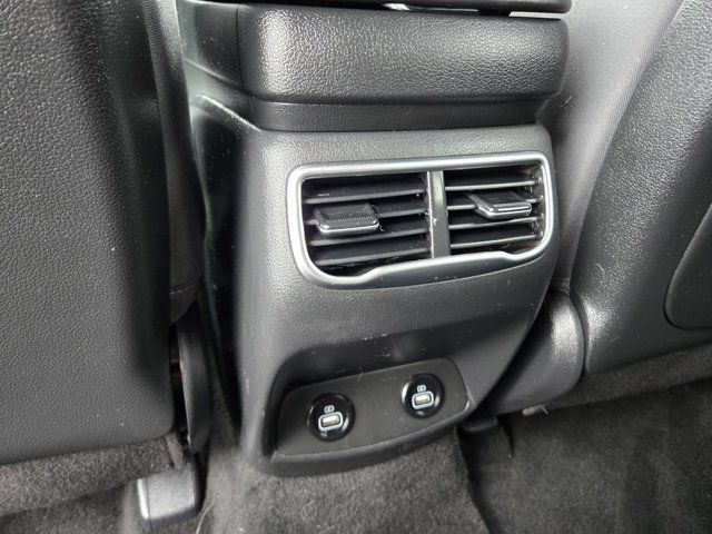 Used 2023 Hyundai Santa Fe SEL AWD/4WD image 30