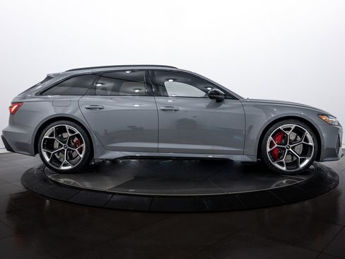 Used 2024 Audi RS 6 performance image 3