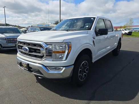 Used 2021 Ford F150 XLT w/ Equipment Group 301A Mid image 8