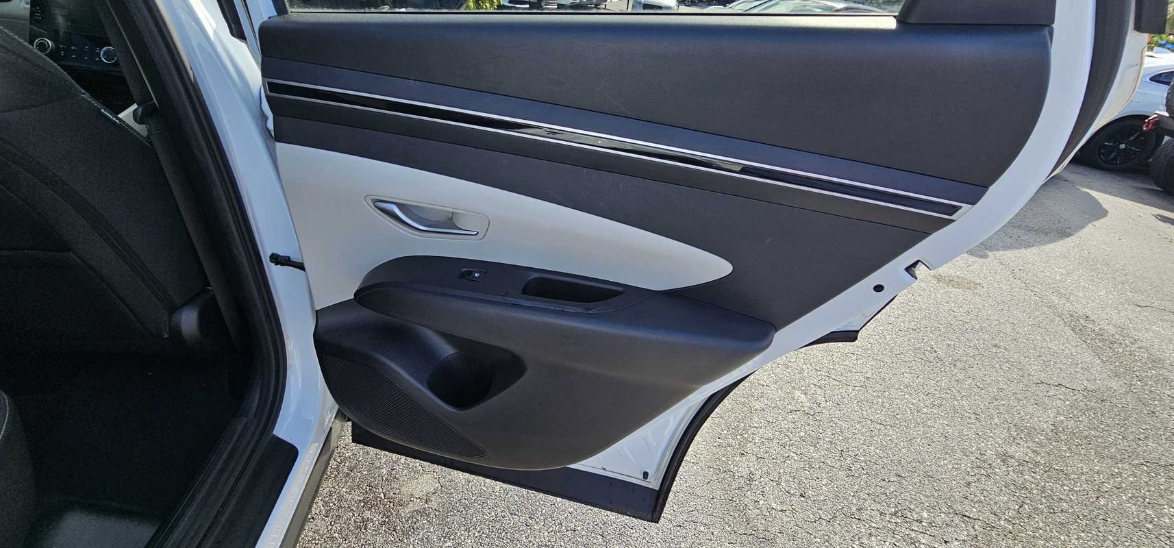 Used 2022 Hyundai Tucson SEL FWD image 17