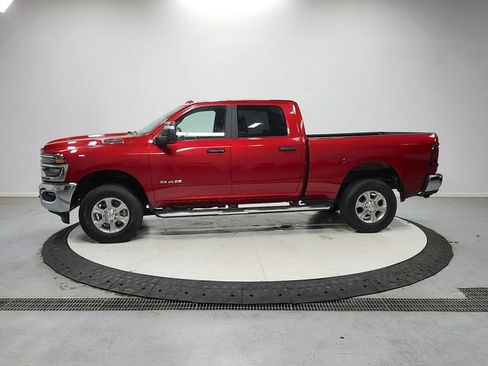 Used 2026 RAM 2500 Big Horn AWD/4WD image 5