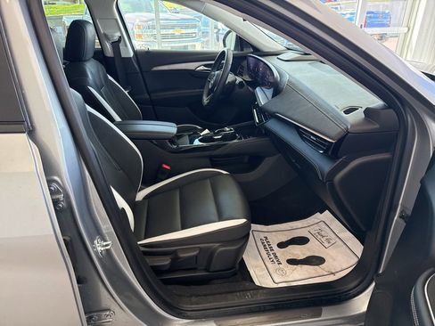 Used 2024 Buick Envision Sport Touring AWD/4WD image 18