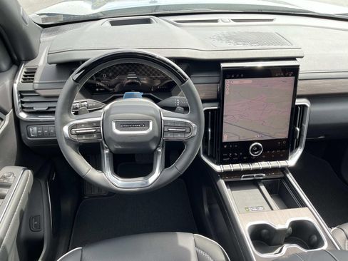 New 2026 GMC Acadia Denali w/ Super Cruise Package AWD/4WD image 13
