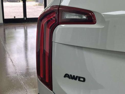Used 2022 Kia Telluride SX w/ SX Prestige Package AWD/4WD image 10