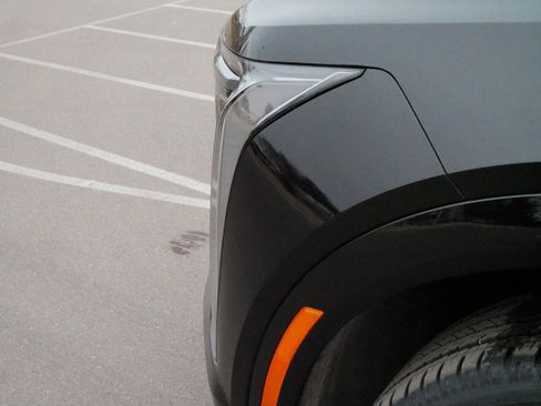 New 2025 Cadillac Escalade IQ Sport 2 w/ LPO, ONYX Package image 13