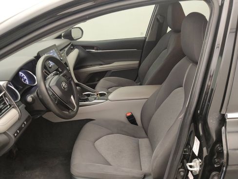 Used 2023 Toyota Camry LE w/ Convenience Package image 17