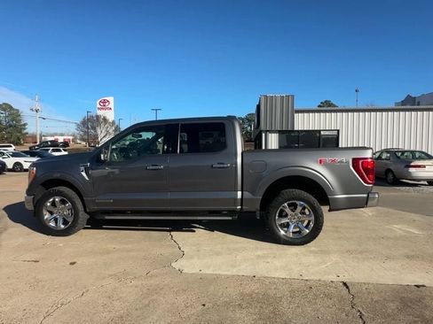 Used 2021 Ford F150 XLT w/ Equipment Group 302A High image 3