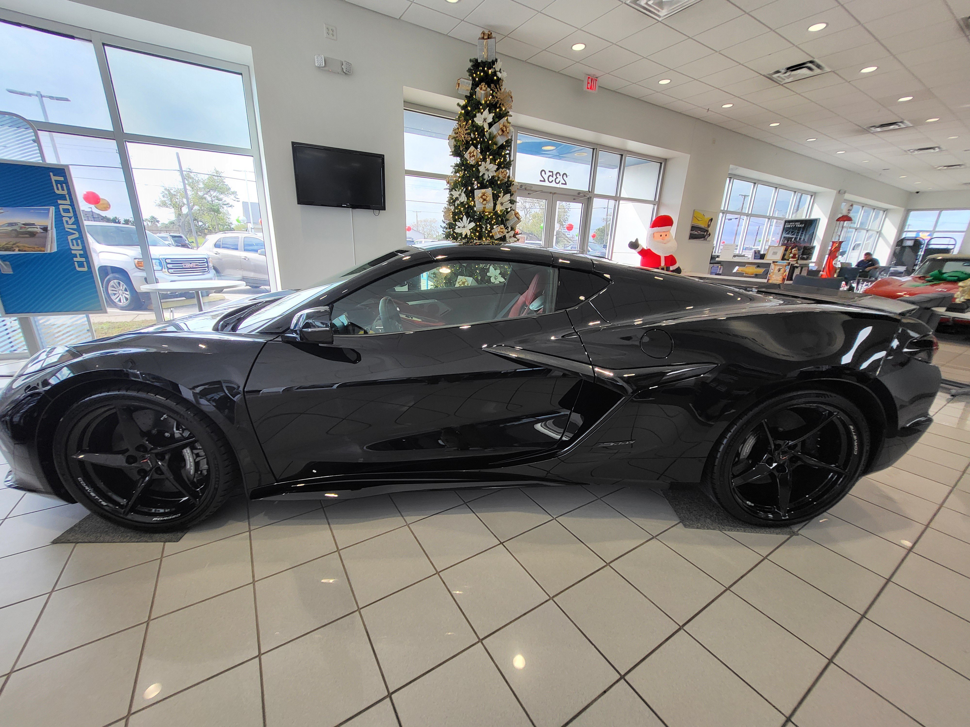 New 2026 Chevrolet Corvette E-Ray AWD/4WD image 8