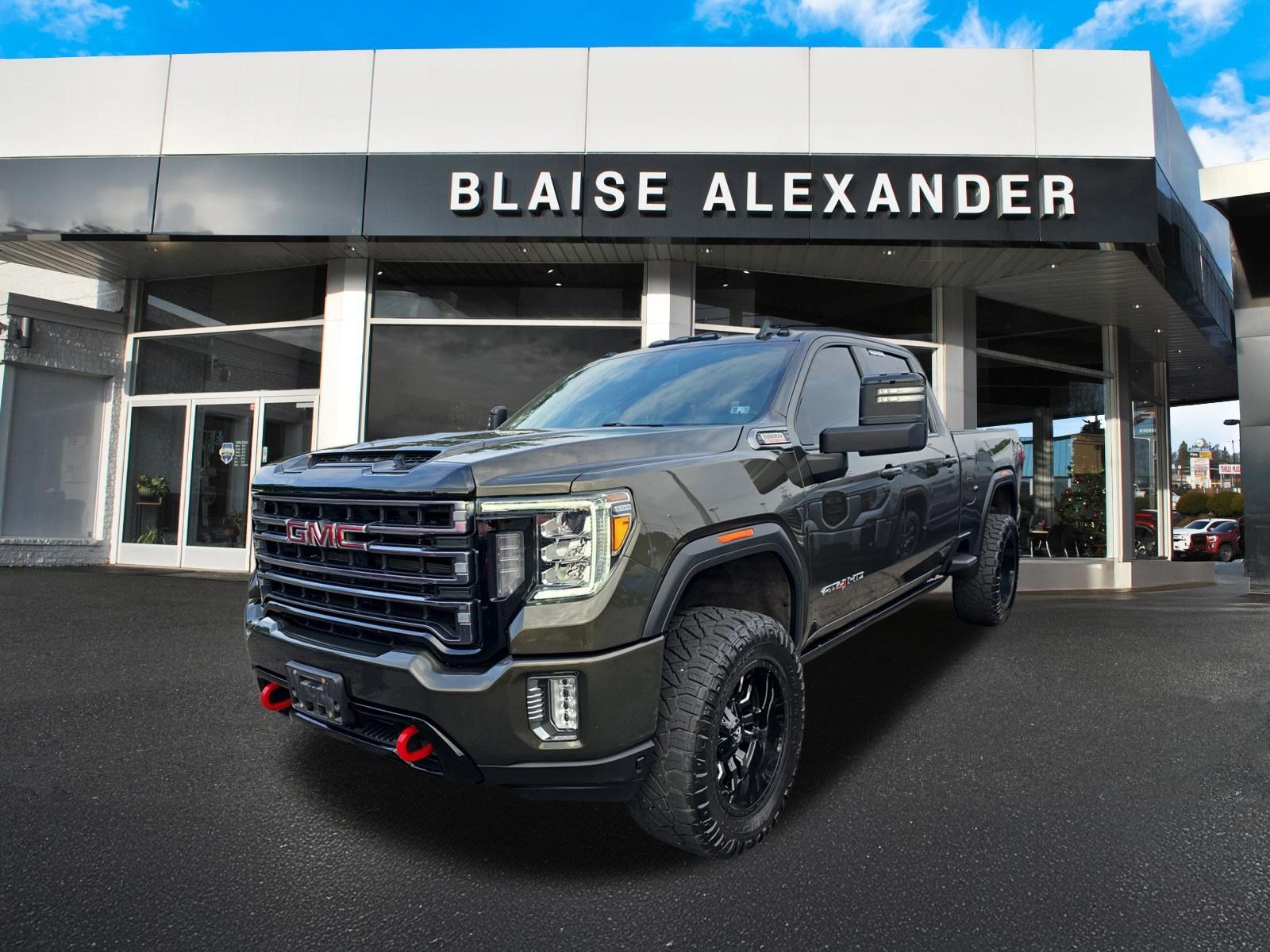 Used 2023 GMC Sierra 2500 AT4 w/ Gooseneck/5TH Wheel Package AWD/4WD image 9