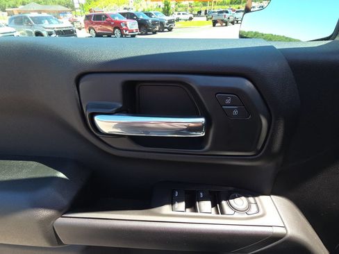 New 2026 Chevrolet Silverado 1500 Custom AWD/4WD image 14
