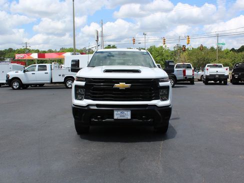 Used 2024 Chevrolet Silverado 2500 W/T w/ WT Fleet Convenience Package AWD/4WD image 9